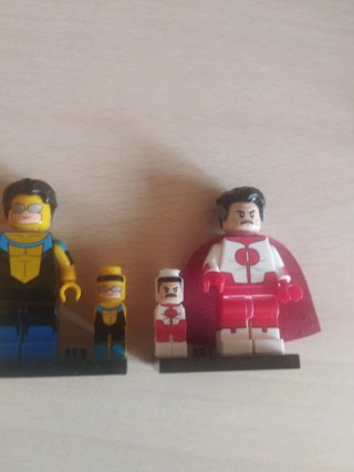 Invincible invencible omniman omni-man compatible