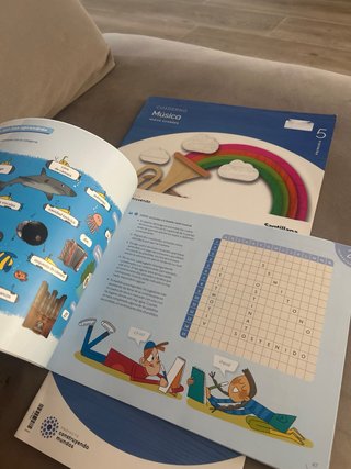 Música nuevo acordes. 5 primaria