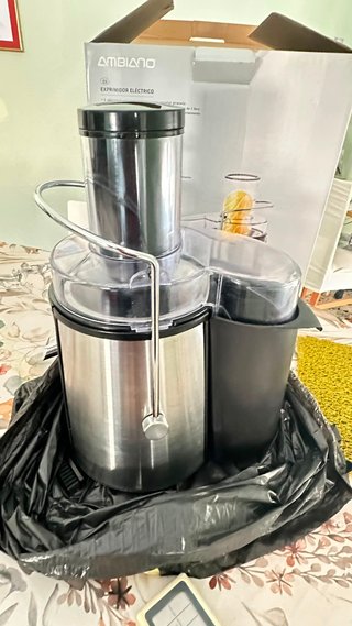Exprimidor Eléctrico AMBIANO
