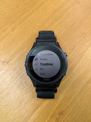 Garmin Forerunner 935 + fascia cardio Garmin