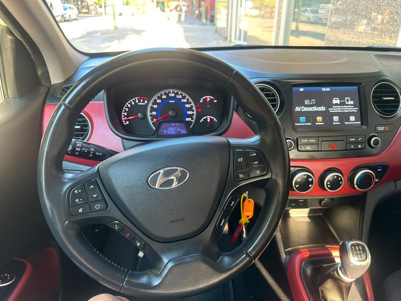 Hyundai i10 1.0 Tecno 2019, foto 12