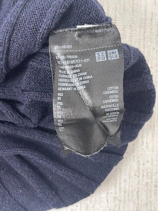 Jersey Uniqlo azul de canalé