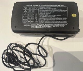 Cargador Pilas RECARGABLES HQ POWER Ni-Cd/Ni-MH