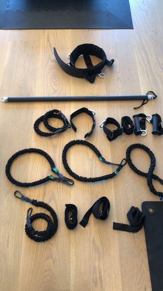 Rack Technogym con organizador