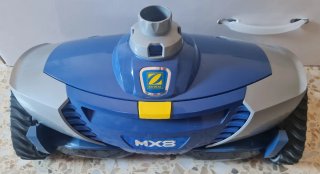 Robot Limpiafondos hidráulico Zodiac MX8.