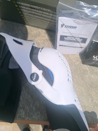 Rodilleras Thor Talla S/M Nuevas
