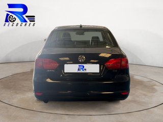 Volkswagen Jetta 1.6 TDI 105cv Sport