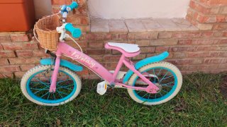Bicicleta infantil rosa y azul