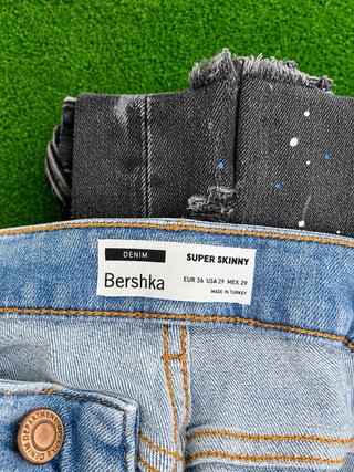 Lote 2 Vaqueros Bershka Super Skinny Talla 36.