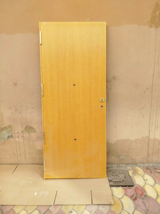 Puerta Madera Roble Sostenible