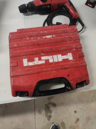 Taladro Percutor Hilti TE2
