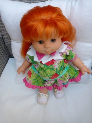 Muñeca Pocas Pecas.