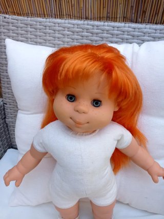 Muñeca Pocas Pecas.