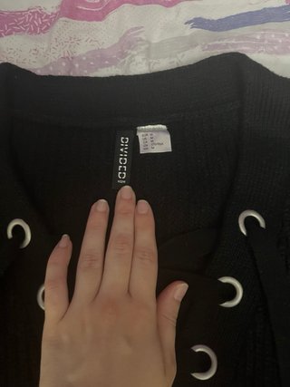 Jersey H&M negro con cordones Talla M