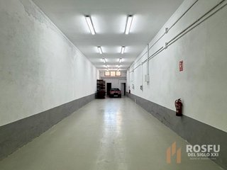 Nave industrial / local en alquiler y venta