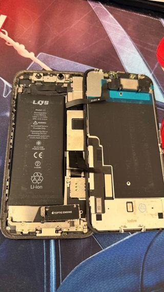 iPhone 11 Negro (Roto para piezas)