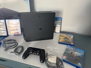 PS4 Slim 500GB + 7 Juegos