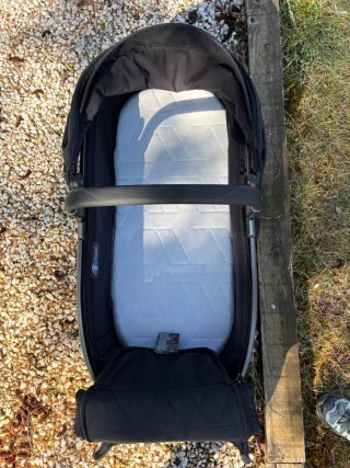 Carrito + Capazo Negro