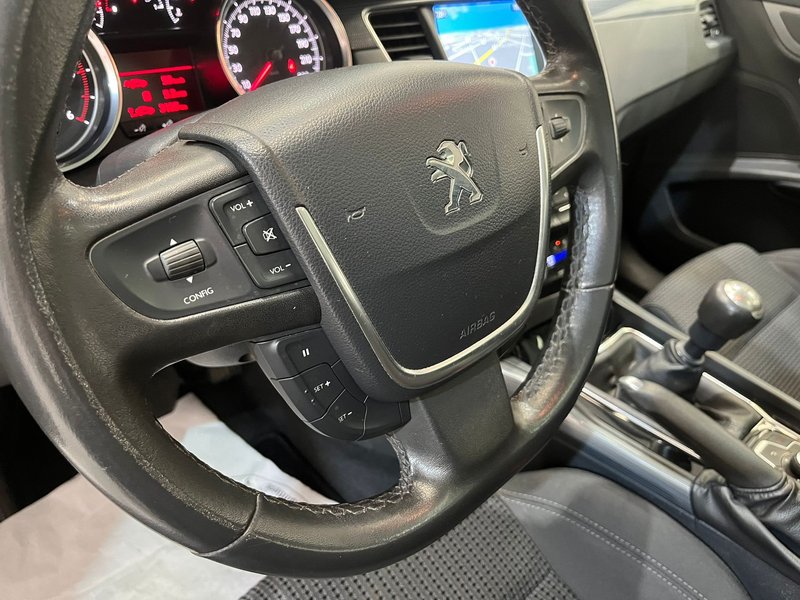 Peugeot 508 SW 2.0 HDI Allure 2013, foto 4