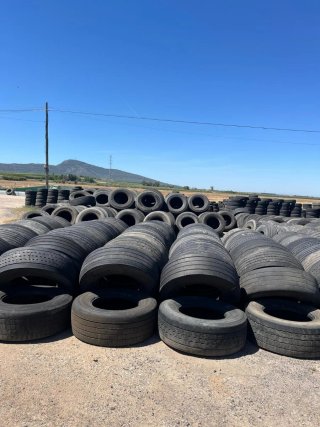 Neumáticos de camión al por mayor
