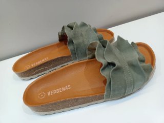 Sandalias VERBENAS verdes con volantes