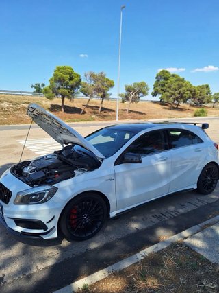 Mercedes-Benz A45 2015