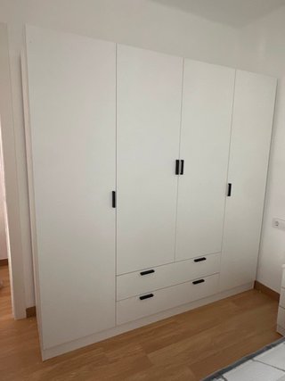 Armario 4 Puertas Gran Capacidad 200x200