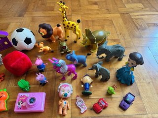 Lote de juguetes variados