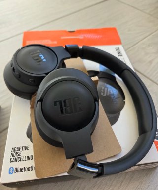 JBL Tune 777 NC Auriculares Inalámbricos Negros
