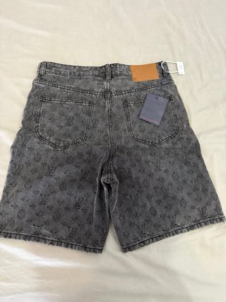 Louis Vuitton Denim Monogram Shorts Gris Antracita