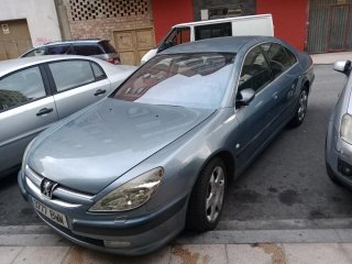 Peugeot 607 2001