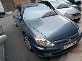 Peugeot 607 2001