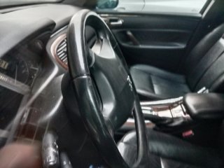 Peugeot 607 2001