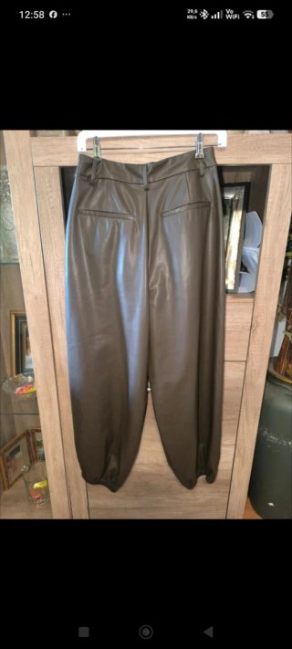 Conjunto Zara Pantalón y Cazadora Verde Oliva