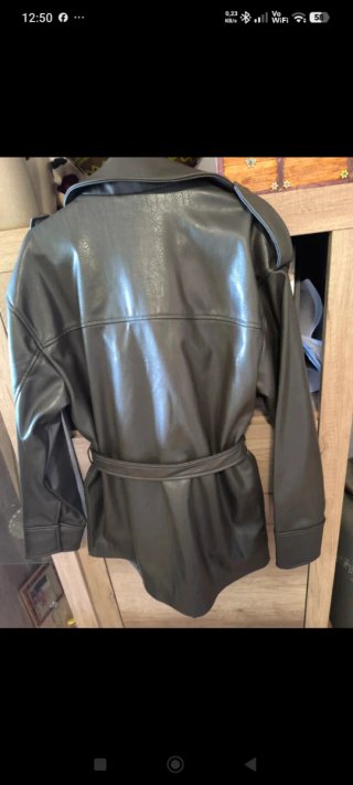 Conjunto Zara Pantalón y Cazadora Verde Oliva