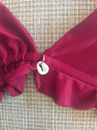 Bikini burdeos con volantes
