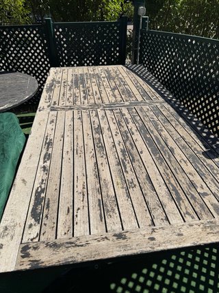 Set di tavoli in legno per terrazzo/giardino