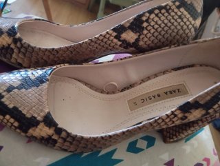 Zapatos Zara Talla 37 efecto piel serpiente