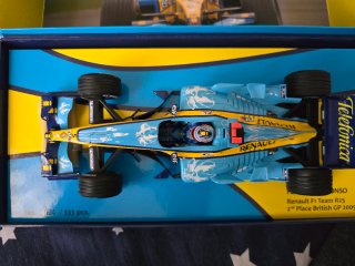 Maqueta Renault F1 Team R25 1/18