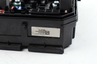 Caja fusibles opel 39019186 astra k 1.4 16v 122550