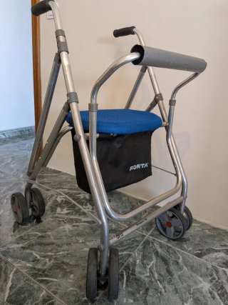 Andador Forta Kanguro HD asiento bolsa 4 ruedas