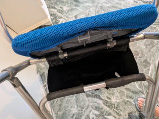 Andador Forta Kanguro HD asiento bolsa 4 ruedas