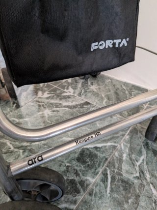 Andador Forta Kanguro HD asiento bolsa 4 ruedas