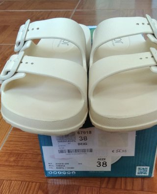 Sandalias Igor Beige Talla 38