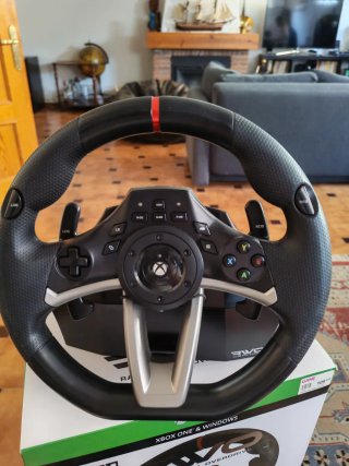 Volante Hori RWO para Xbox One y Windows