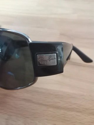 Gafas de Sol Ray-Ban Negras y Plateadas