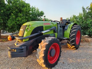 Tractor CLAAS NECTIS 257F
