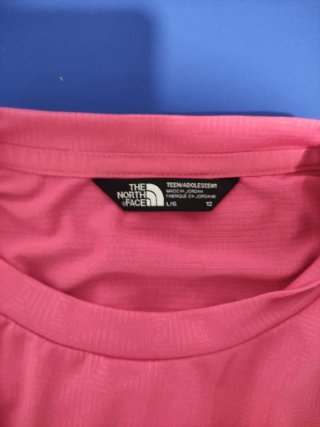 Camiseta The North Face Rosa original con tiquet