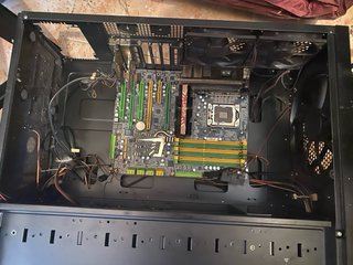 Carcasa de PC con ventiladores