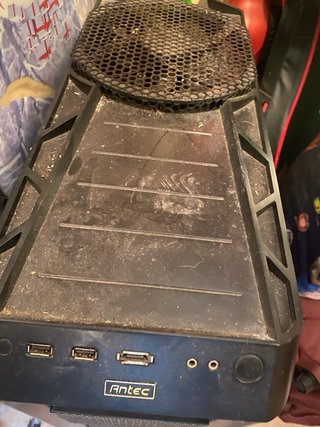 Carcasa de PC con ventiladores